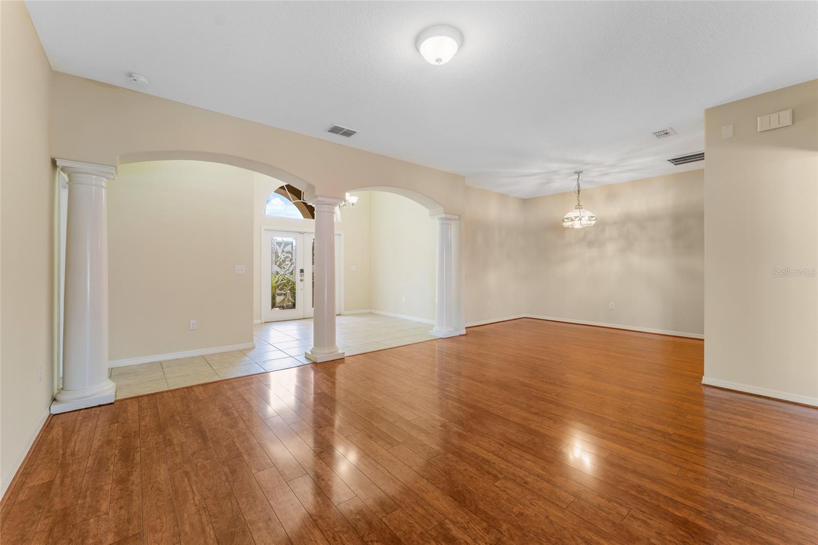 2637 Yukon Cliff Dr Property Photo 6