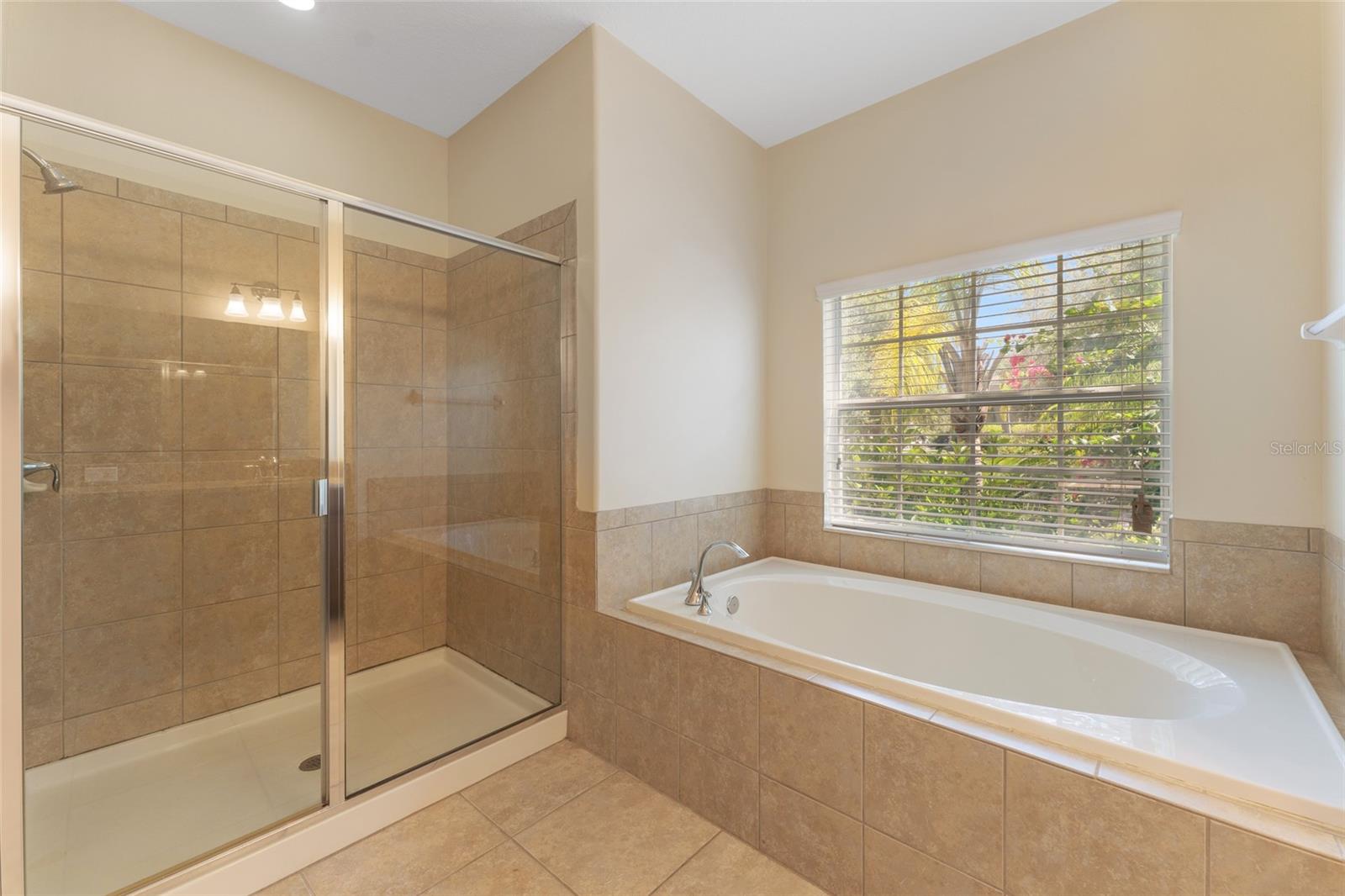 2637 Yukon Cliff Dr Property Photo 13