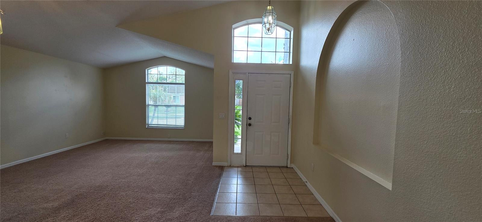 2546 Siena Way Property Photo 6
