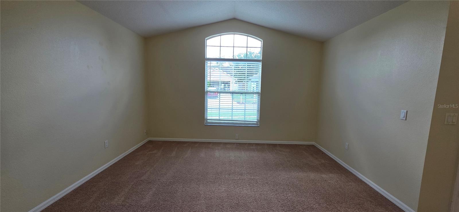 2546 Siena Way Property Photo 9