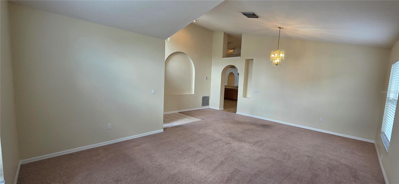 2546 Siena Way Property Photo 11