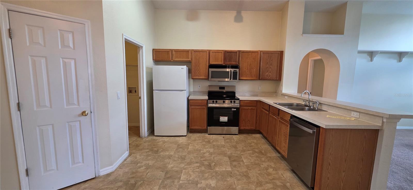2546 Siena Way Property Photo 15