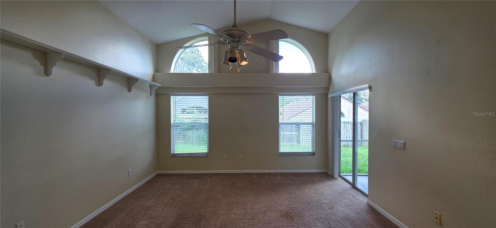 2546 Siena Way Property Photo 22