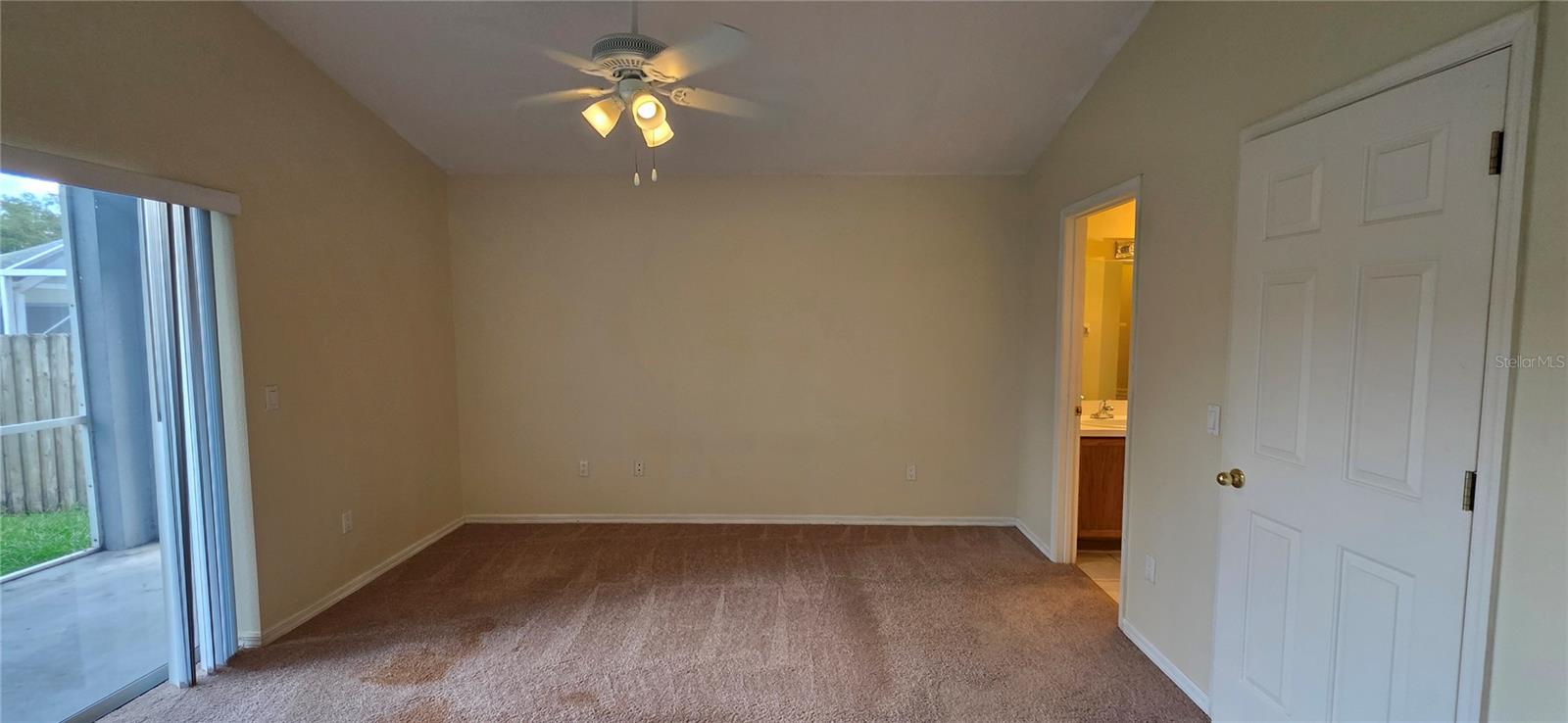 2546 Siena Way Property Photo 28