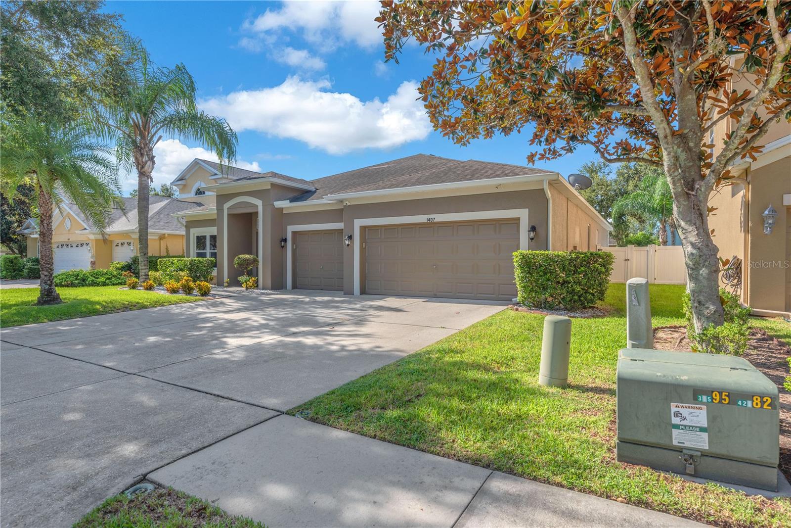 1407 Rushgrove Cir Property Photo 2