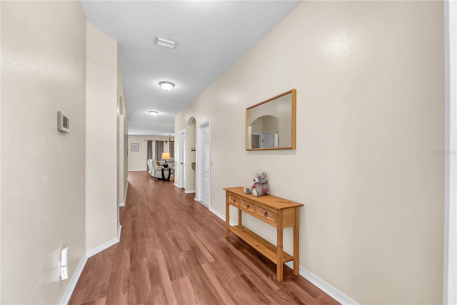 1407 Rushgrove Cir Property Photo 6