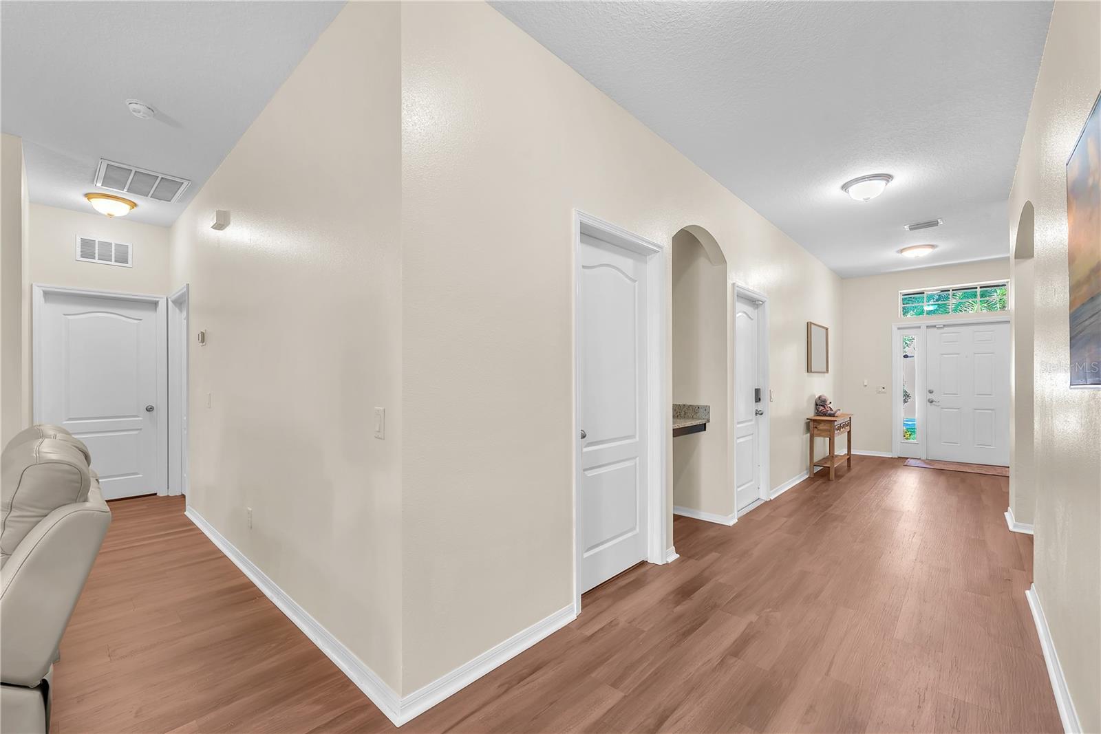 1407 Rushgrove Cir Property Photo 12