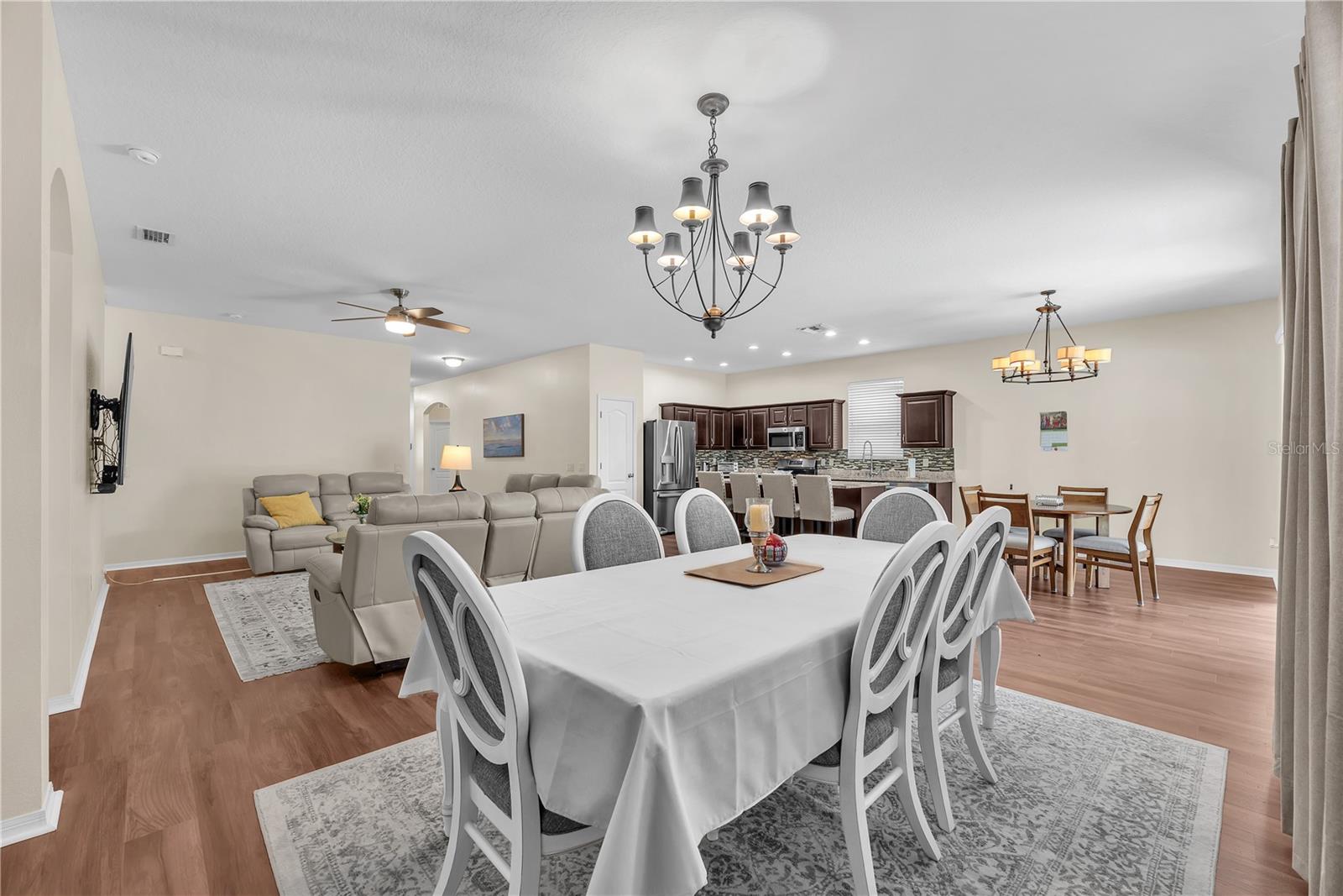 1407 Rushgrove Cir Property Photo 15