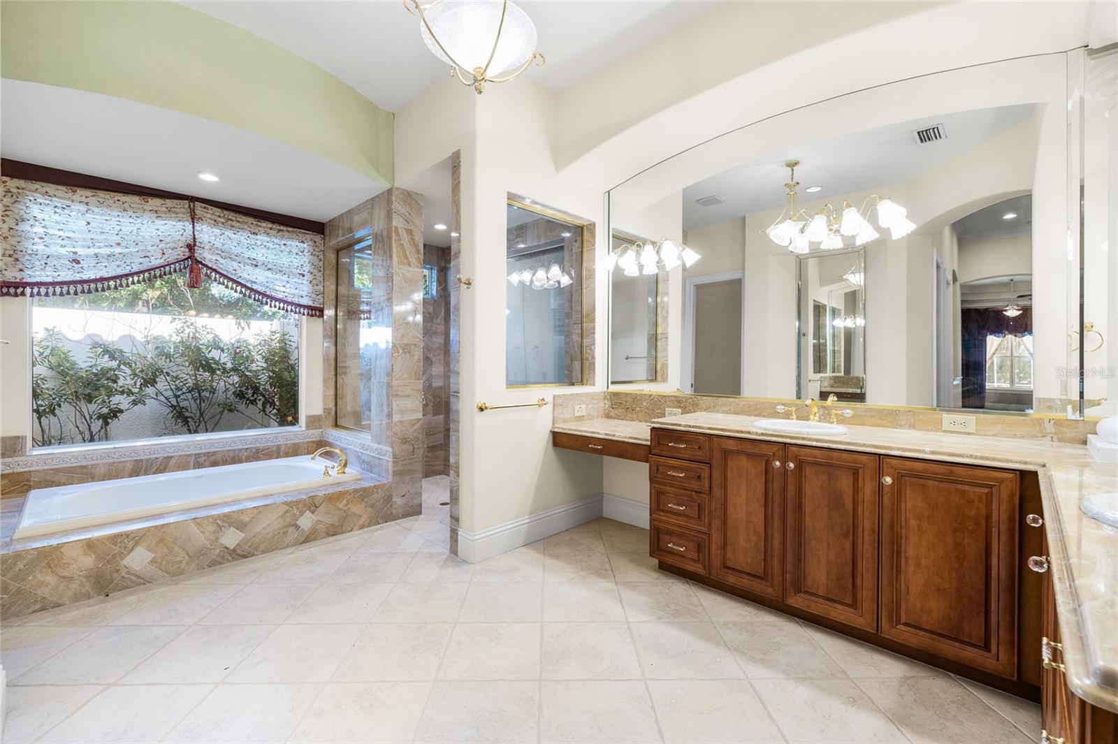 6800 Wisteria Loop Property Photo 47