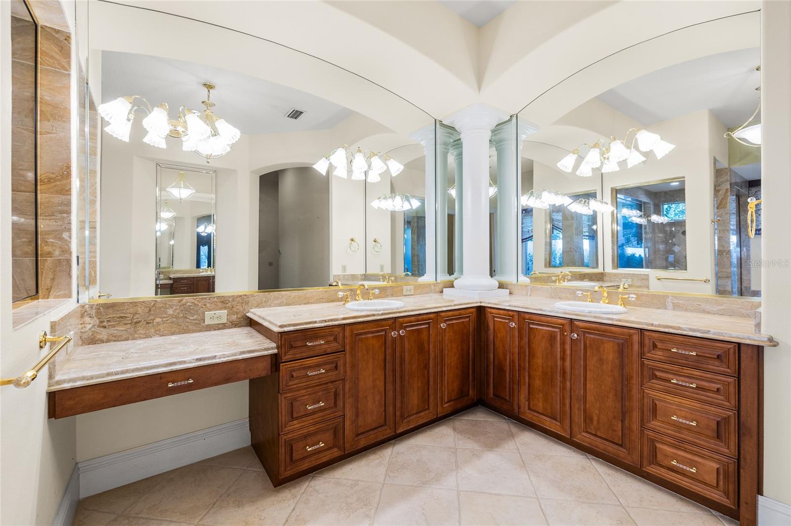 6800 Wisteria Loop Property Photo 48
