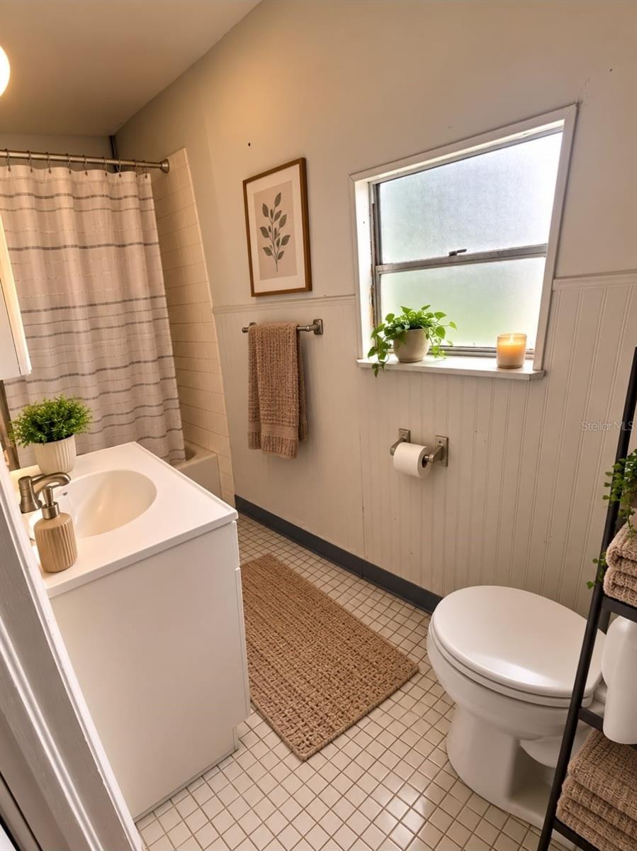 TB8539101 Property Photo 5