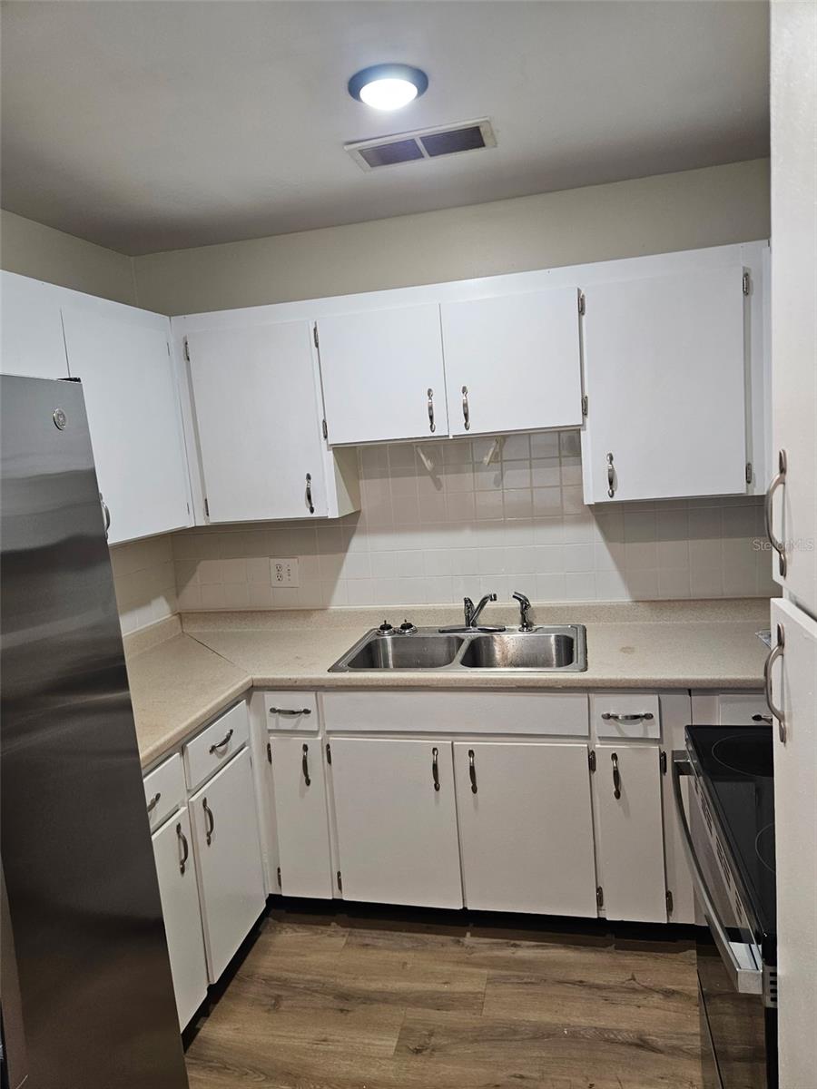 247 S Mcmullen Booth Rd #24 Property Photo 5