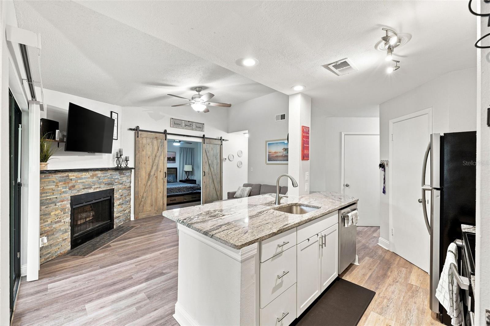 8630 Mallard Reserve Dr #203 Property Photo 15