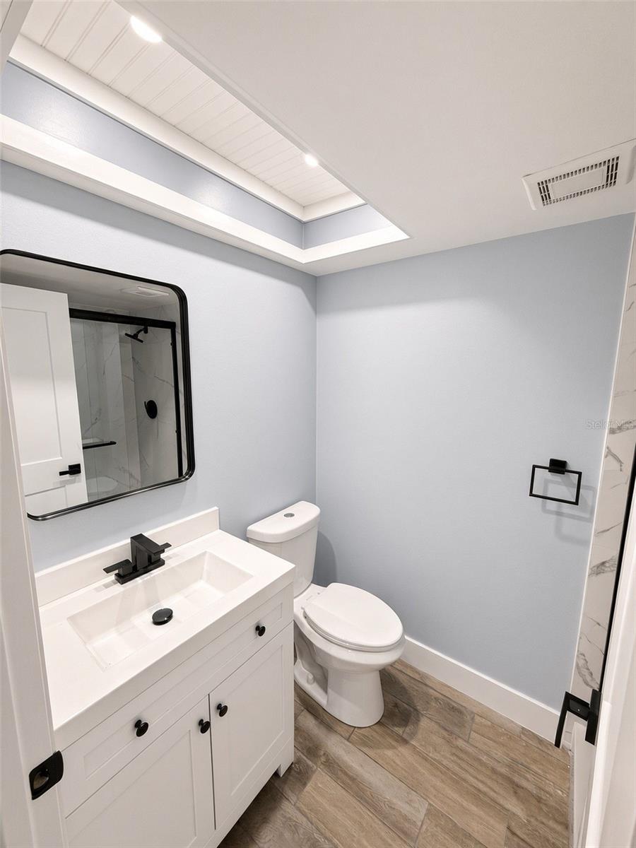 12033 Kay Dr Property Photo 8