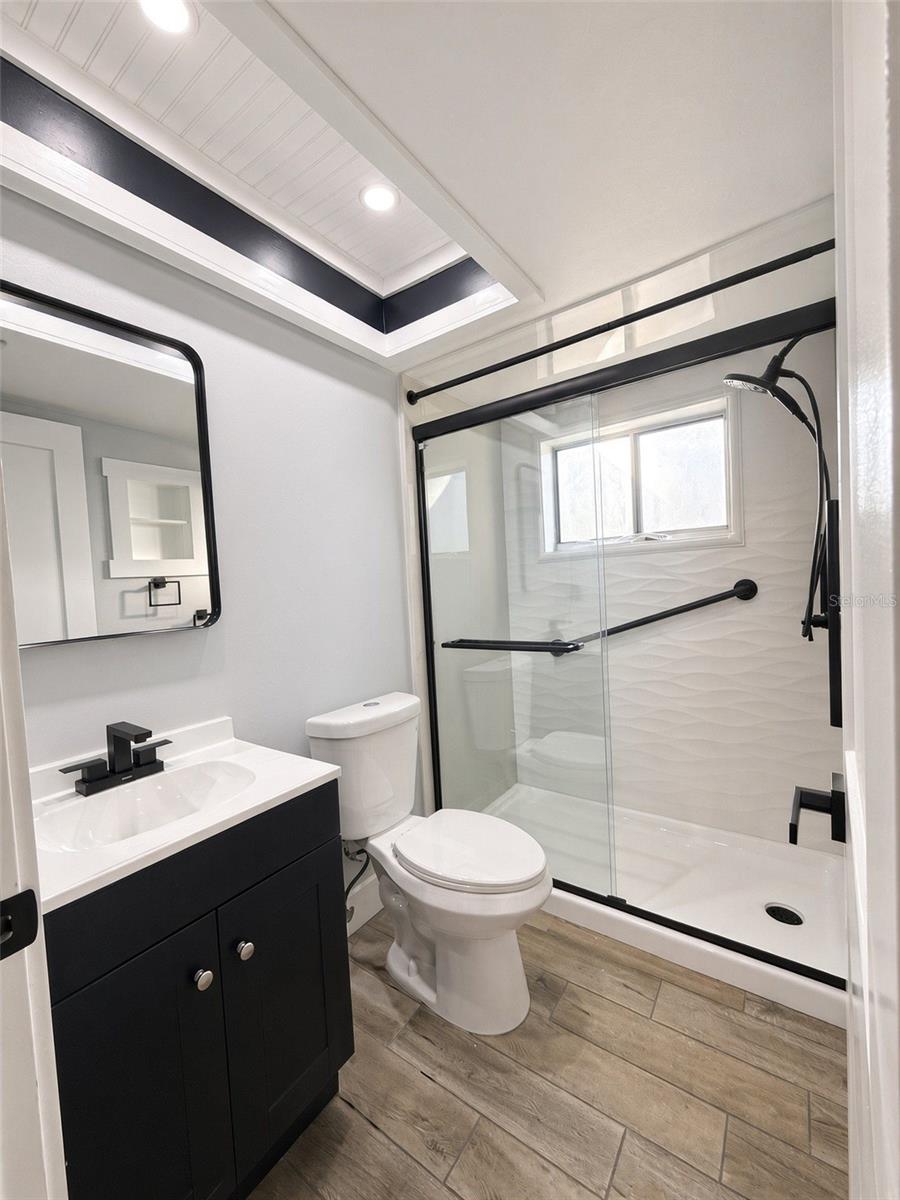12033 Kay Dr Property Photo 9