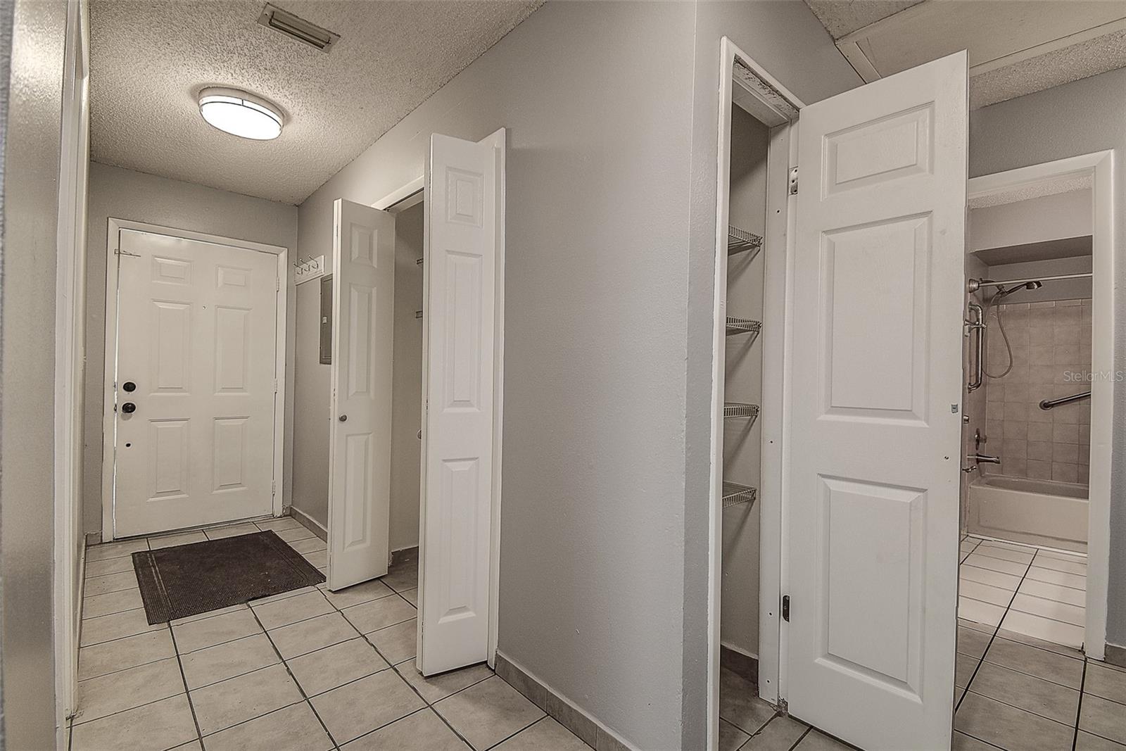 10306 Councils Way Property Photo 15