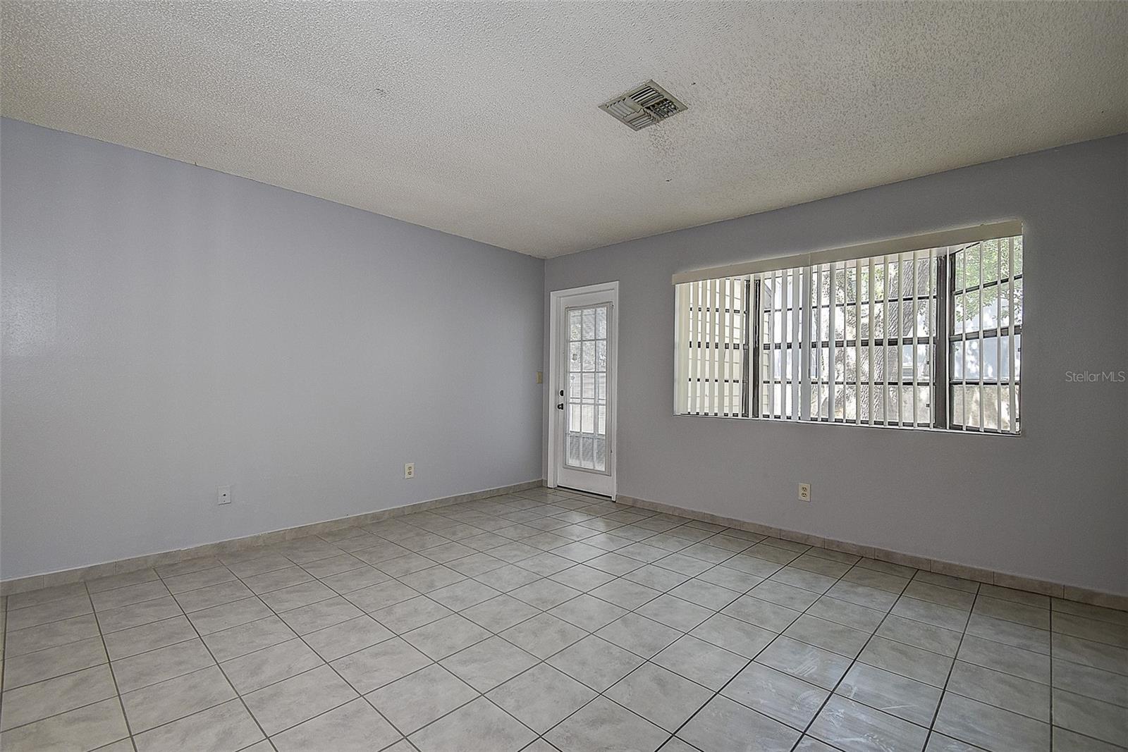 10306 Councils Way Property Photo 17
