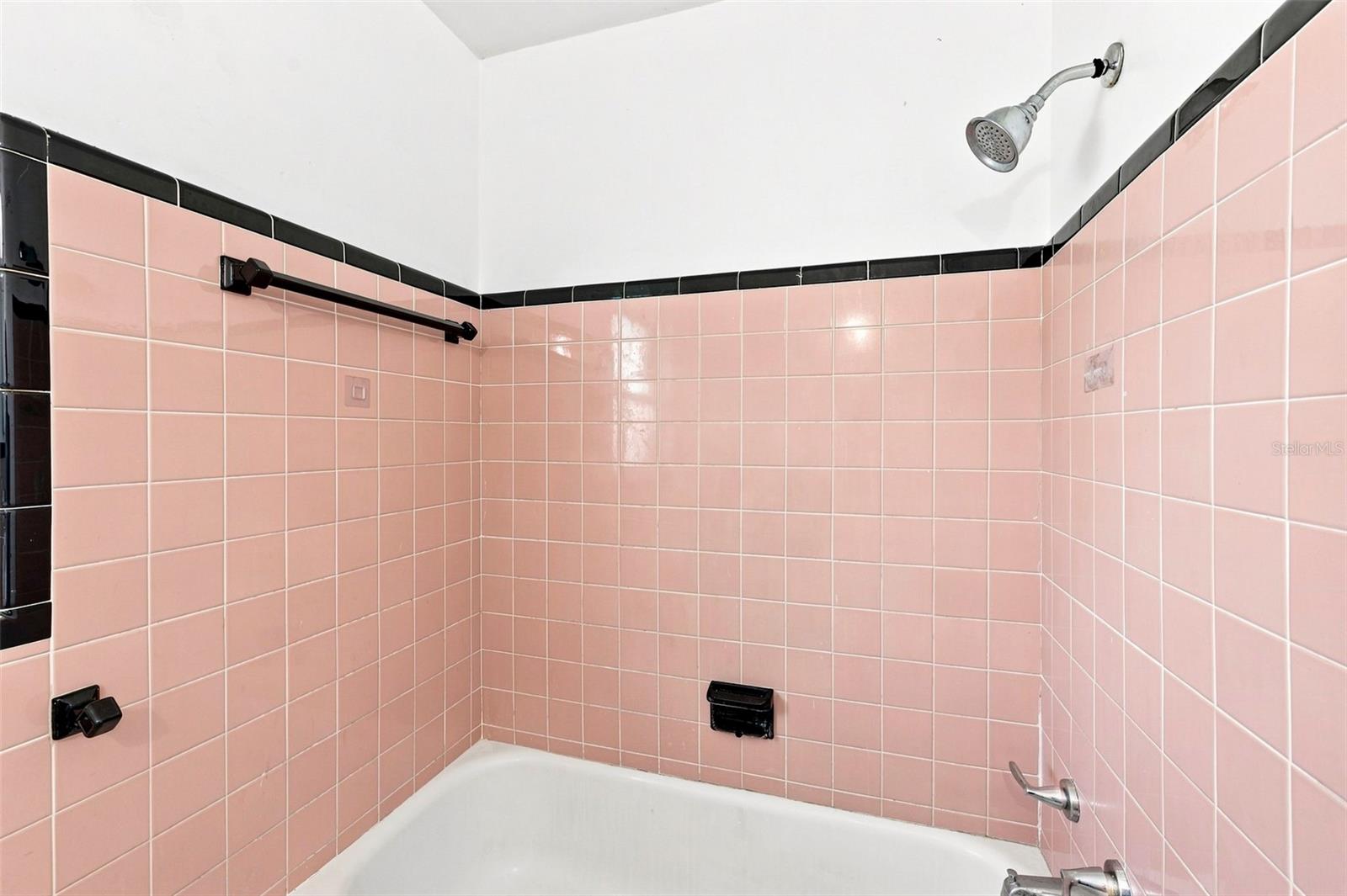 610 12th St Nw Property Photo 17