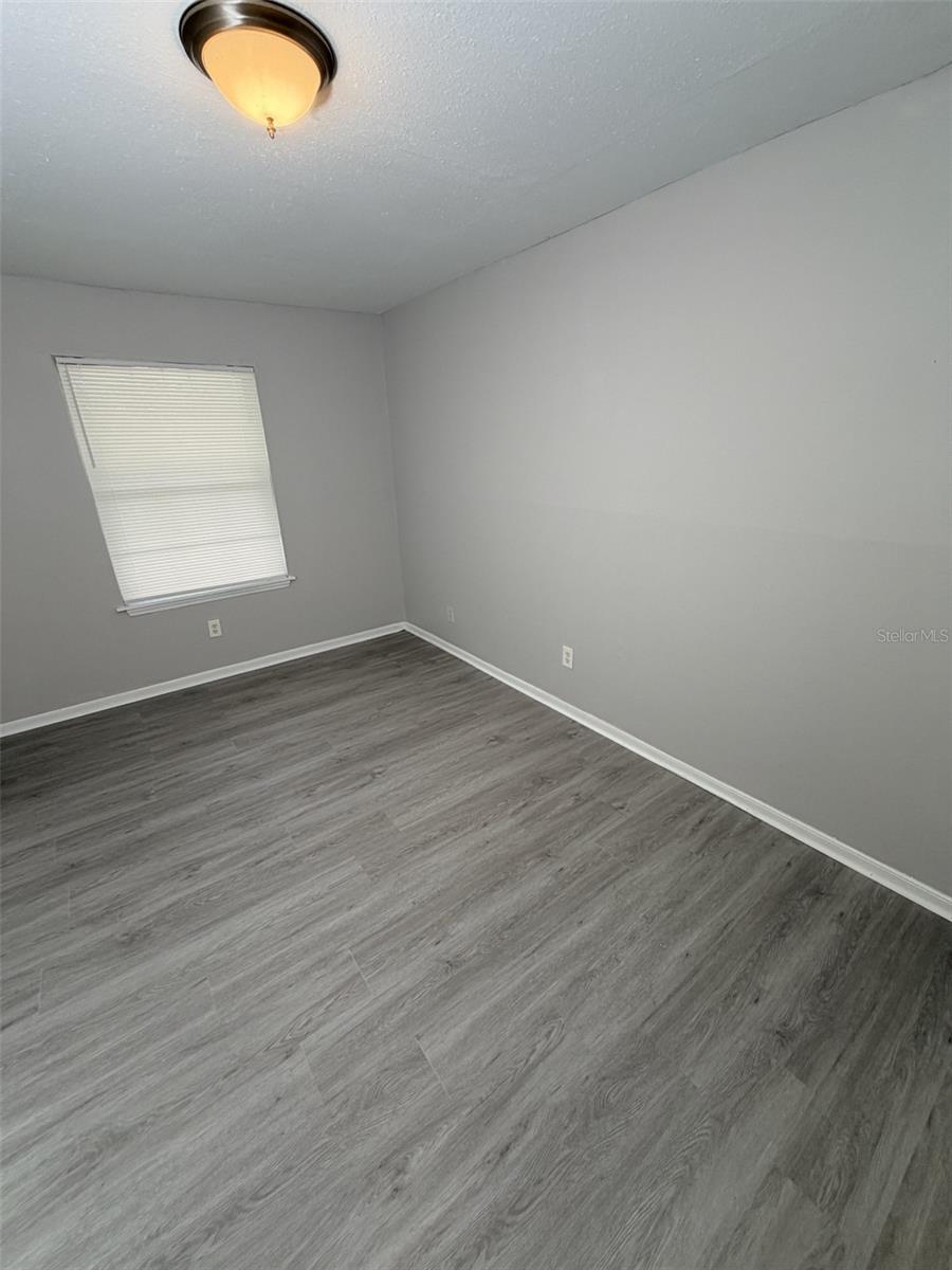 5328 Whiteway Dr Property Photo 10