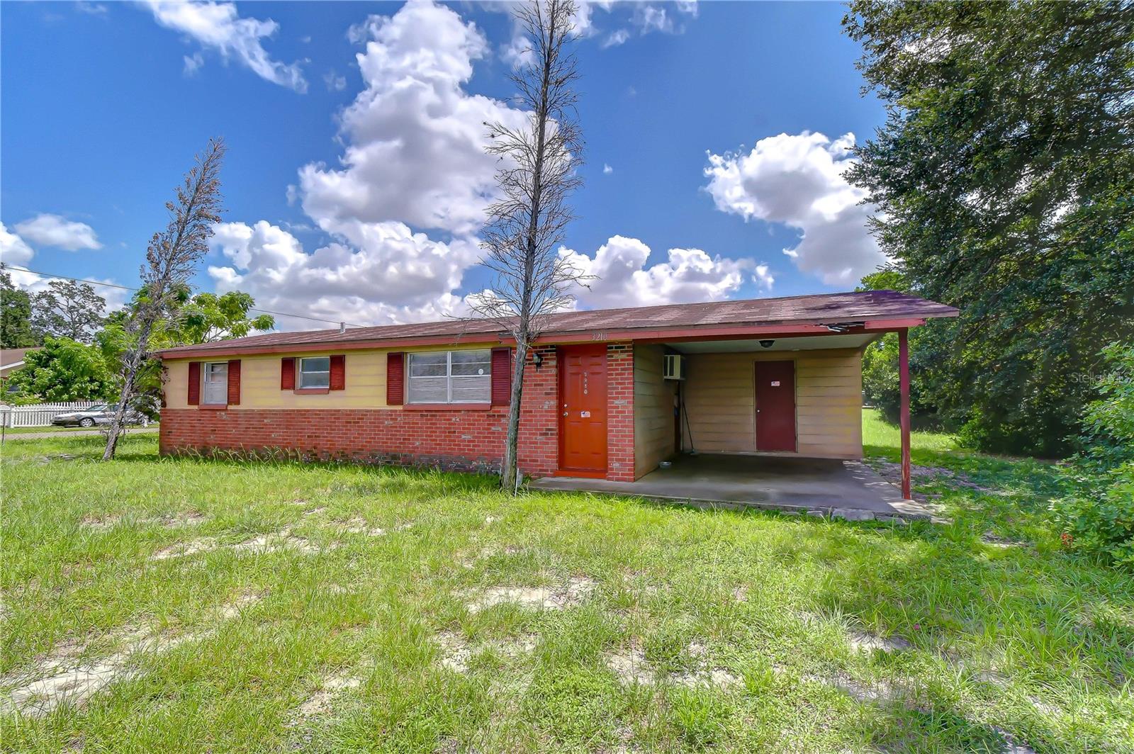 3210 W Giddens Ave Property Photo 1