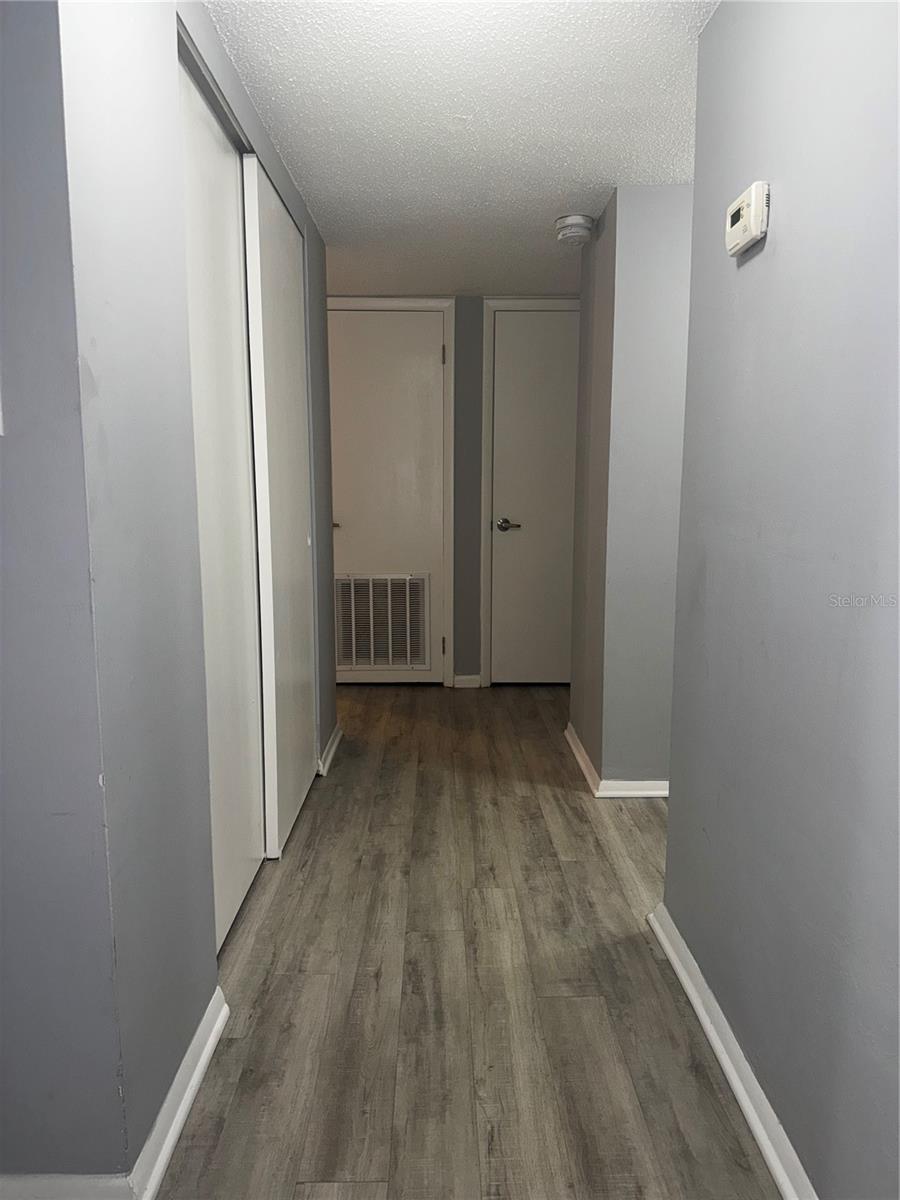 1125 83rd Ave #b Property Photo 15
