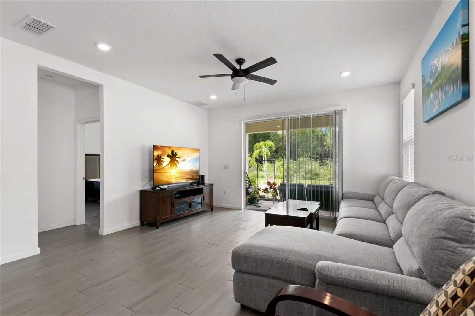308 Shore Crab Way Property Photo 10