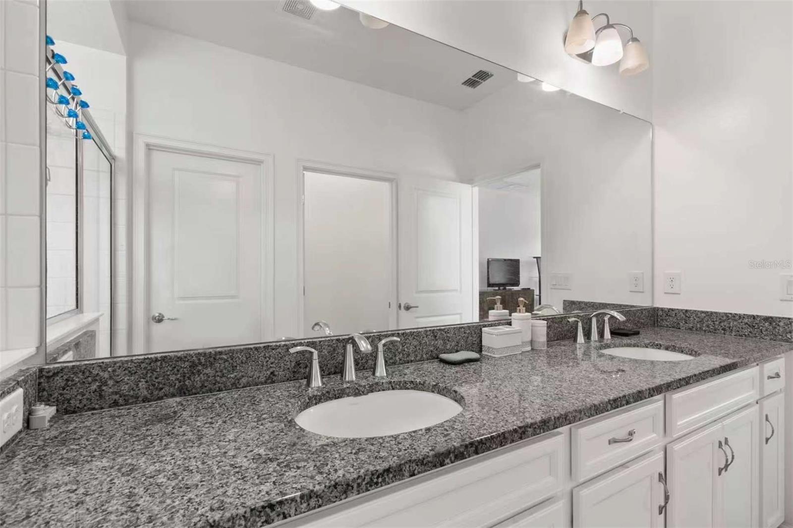 308 Shore Crab Way Property Photo 15