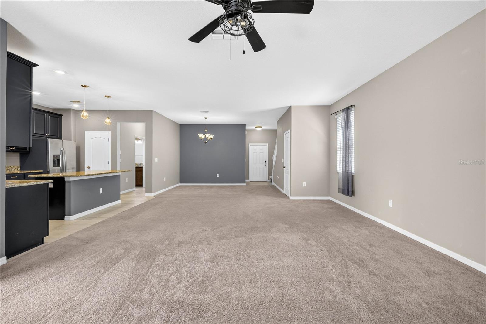 13752 Reindeer Cir Property Photo 10