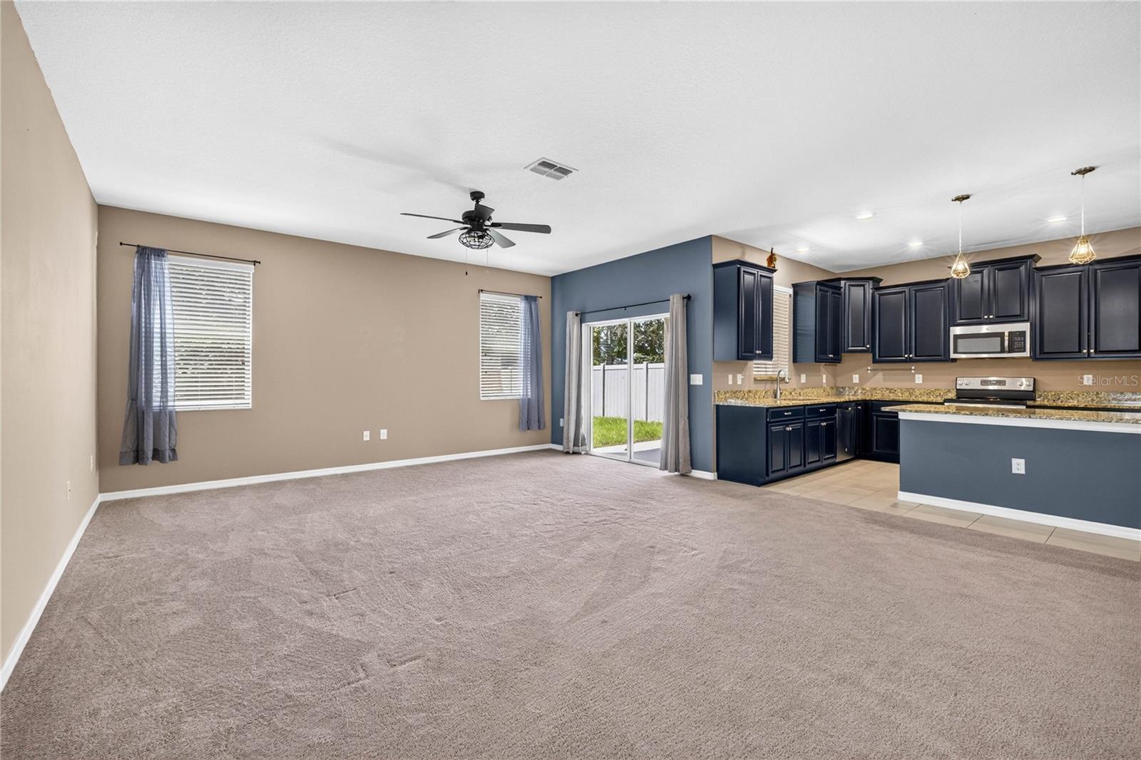 13752 Reindeer Cir Property Photo 11