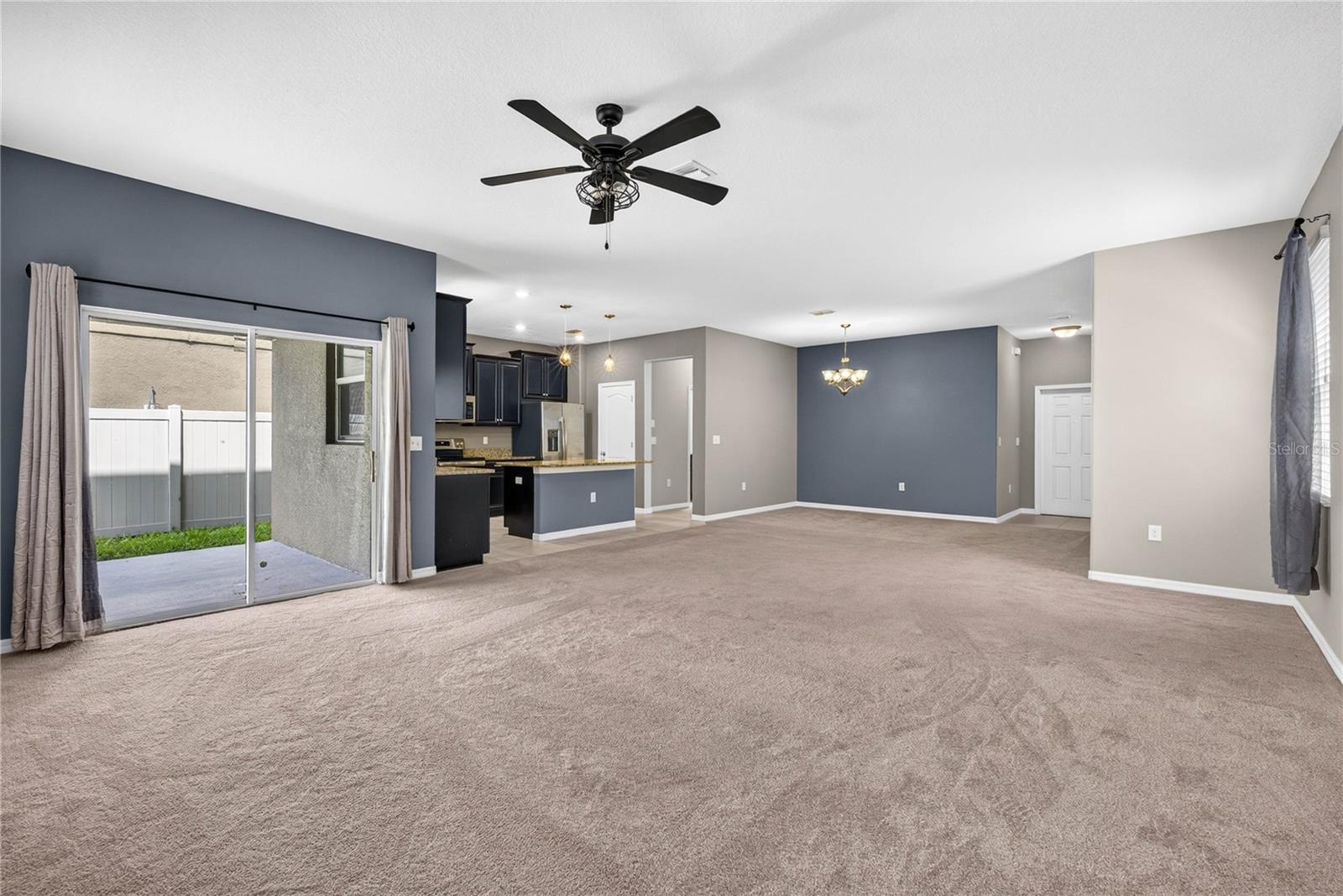 13752 Reindeer Cir Property Photo 12