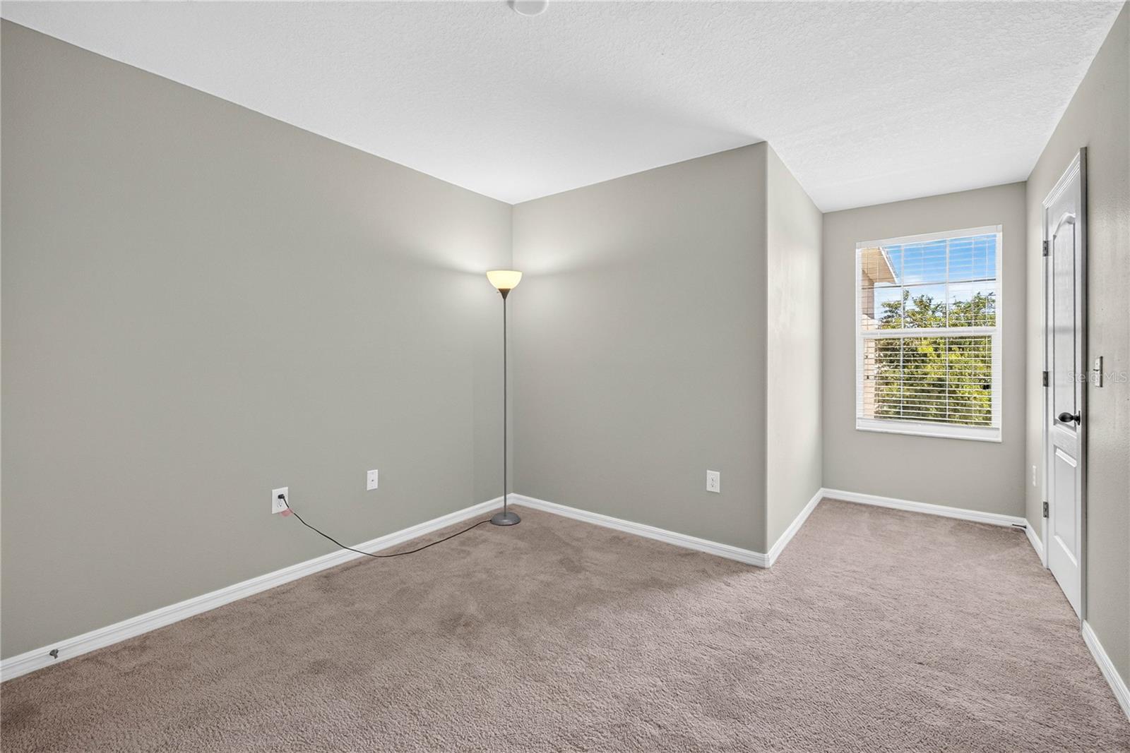 13752 Reindeer Cir Property Photo 24