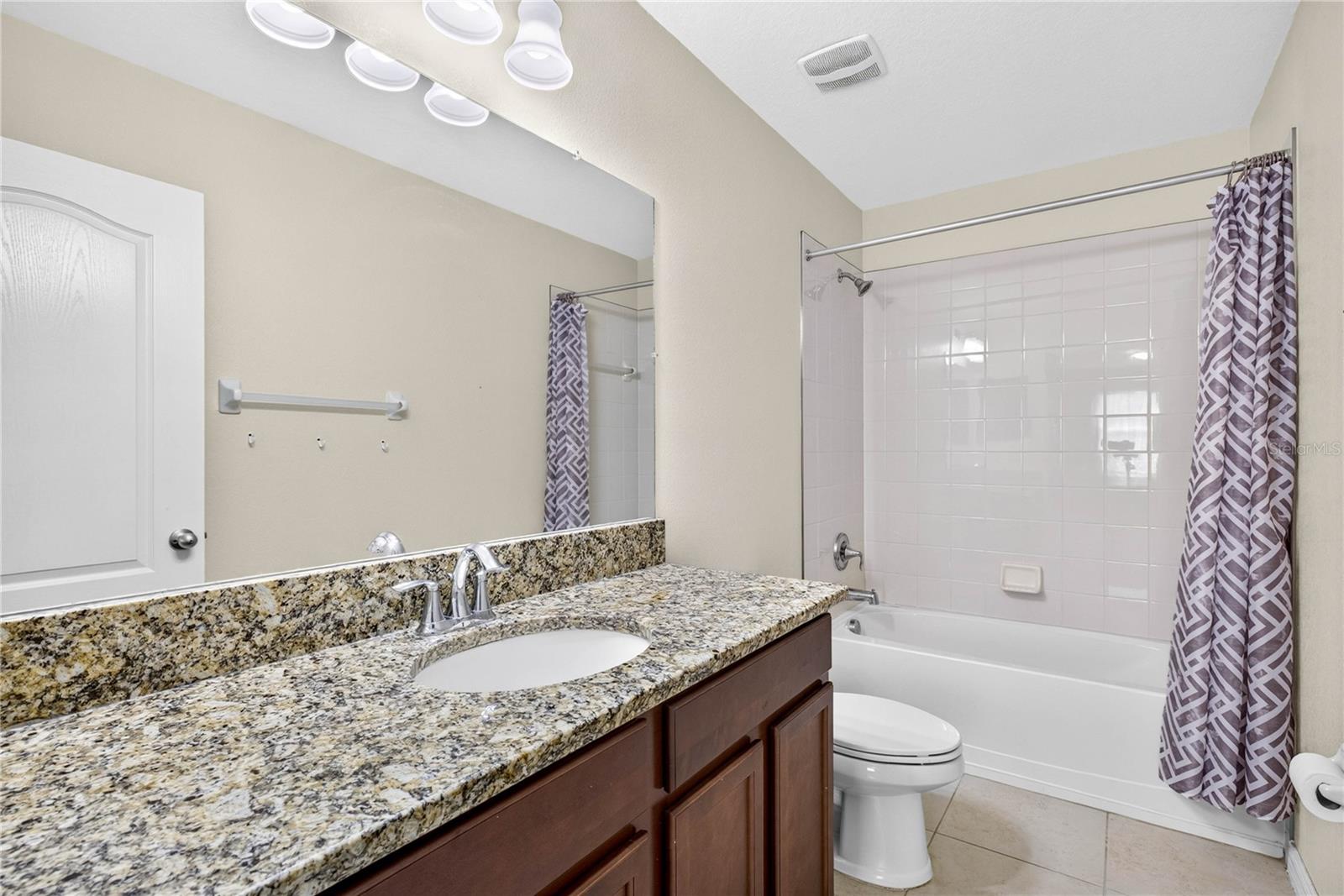 13752 Reindeer Cir Property Photo 26