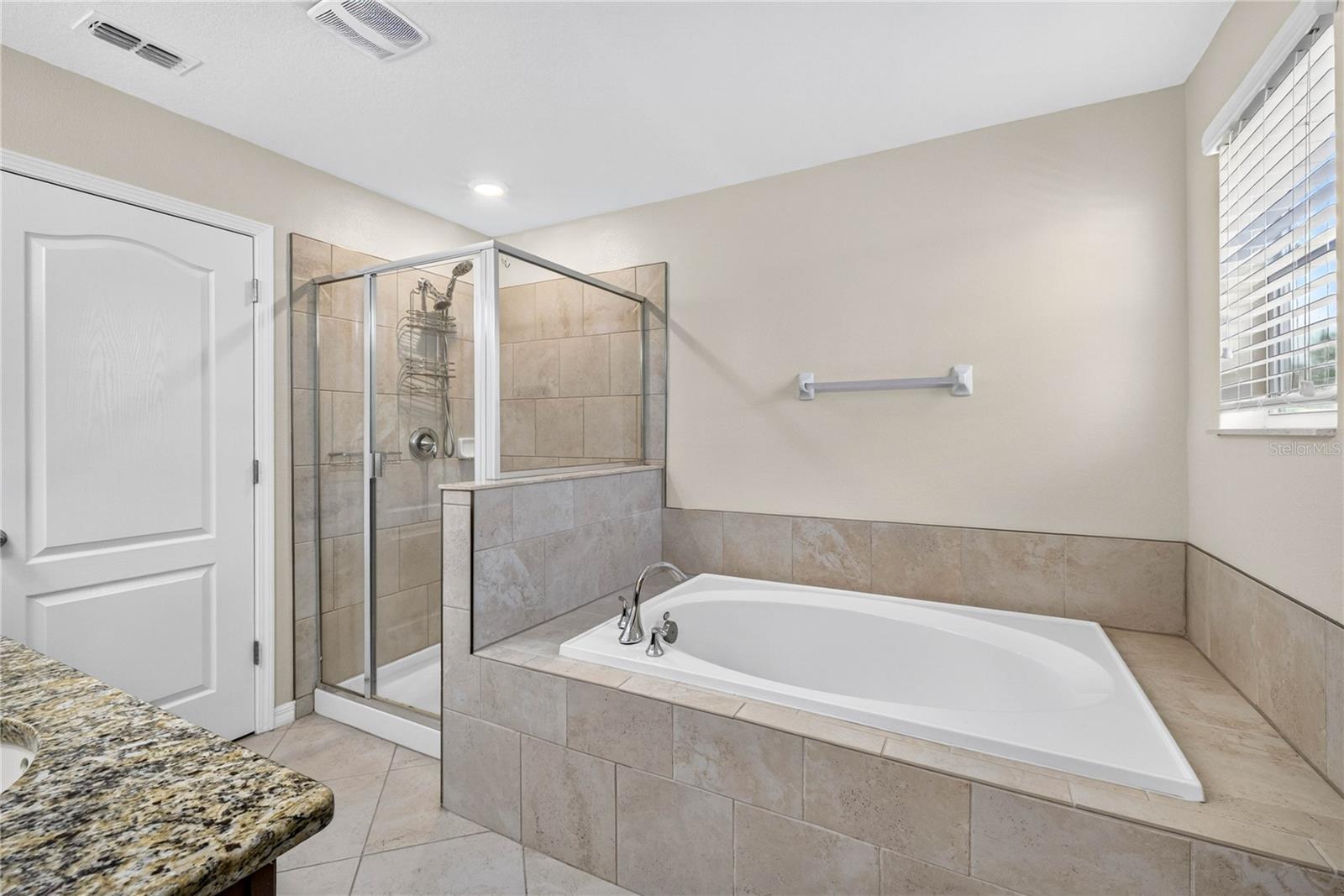 13752 Reindeer Cir Property Photo 31