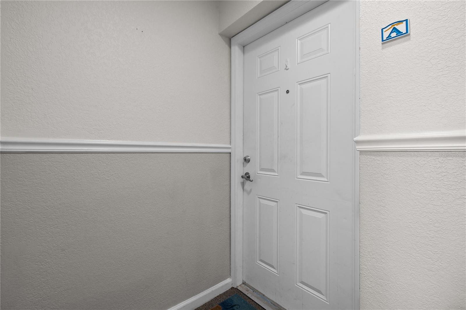 111 Seahorse Dr Se #a Property Photo 3