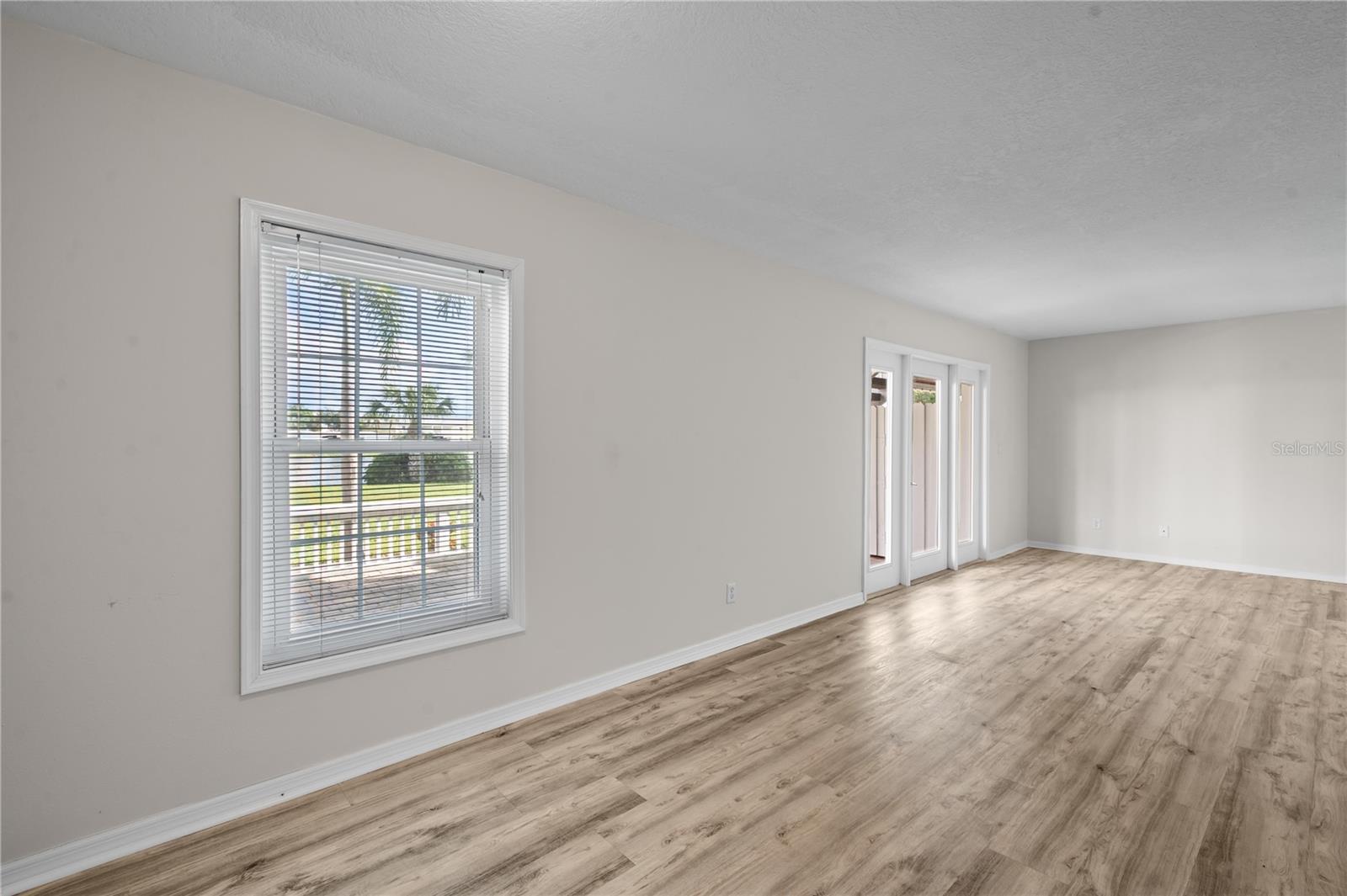 111 Seahorse Dr Se #a Property Photo 17