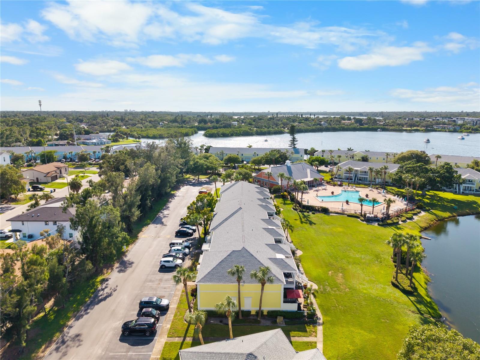 111 Seahorse Dr Se #a Property Photo 41