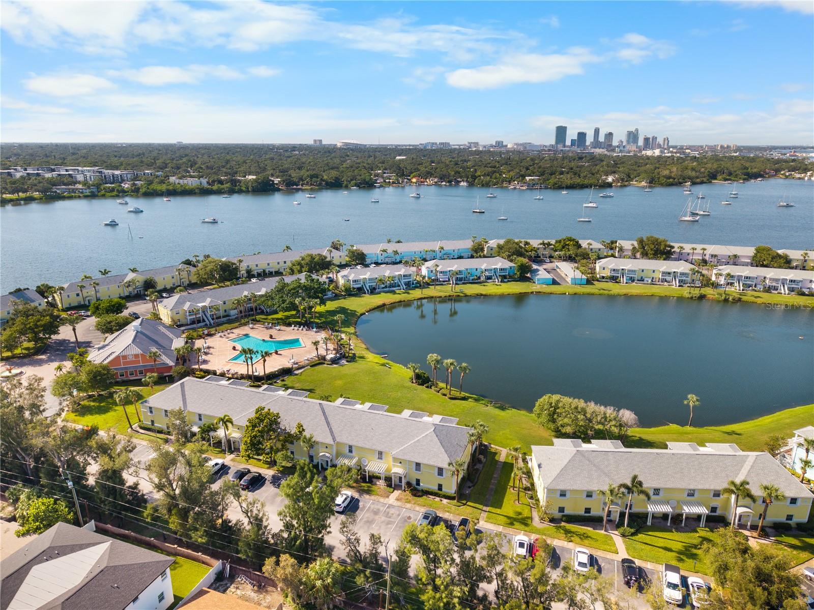 111 Seahorse Dr Se #a Property Photo 44