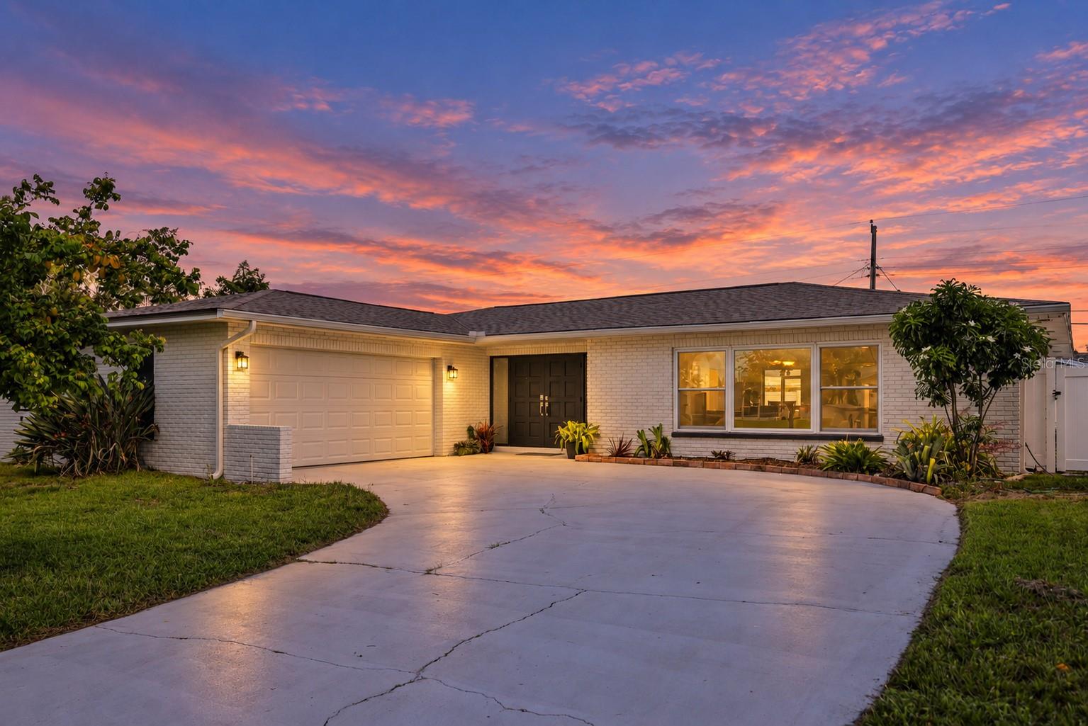 13635 97TH TER Property Photo 1