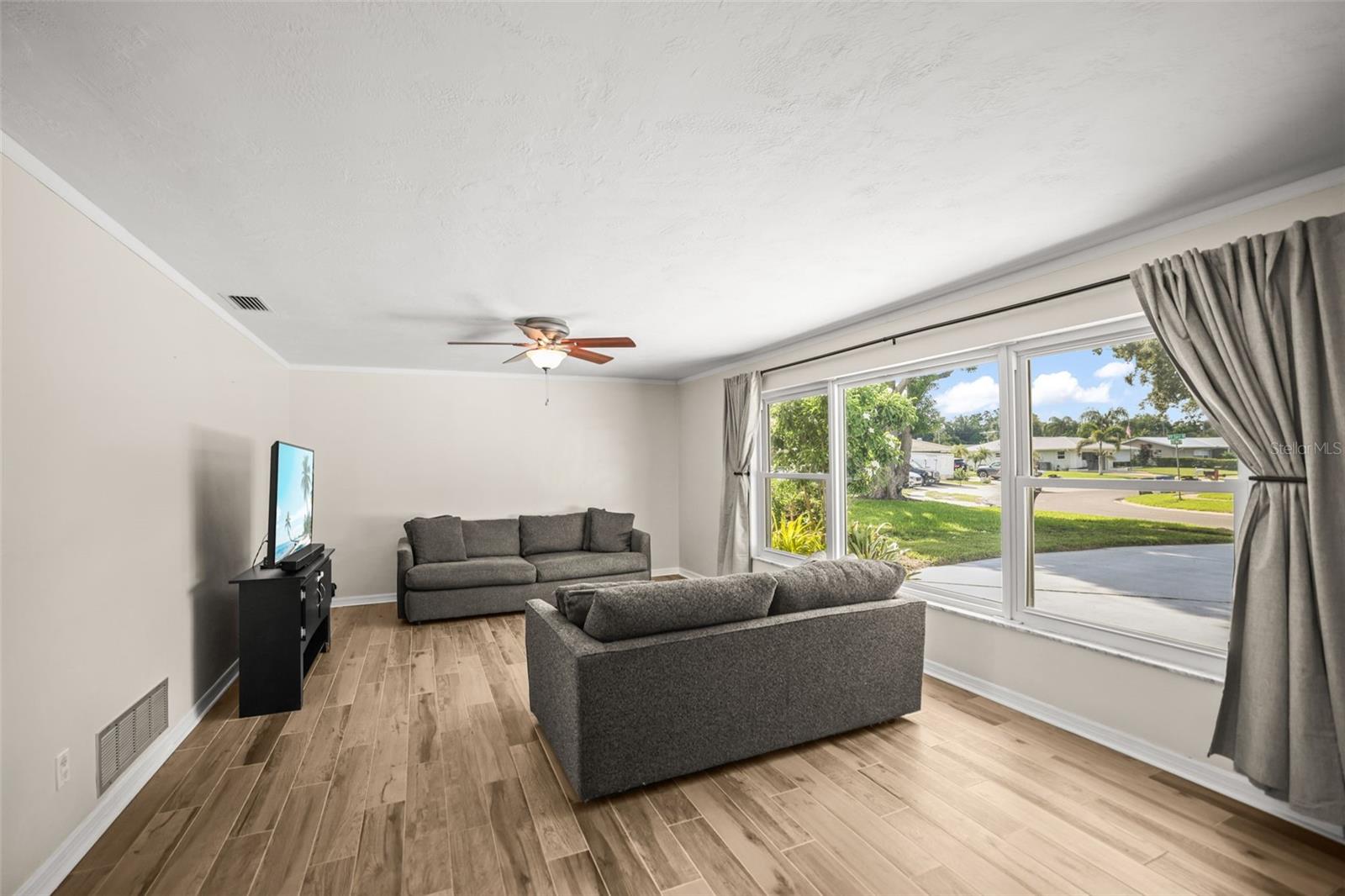 13635 97th Ter Property Photo 8