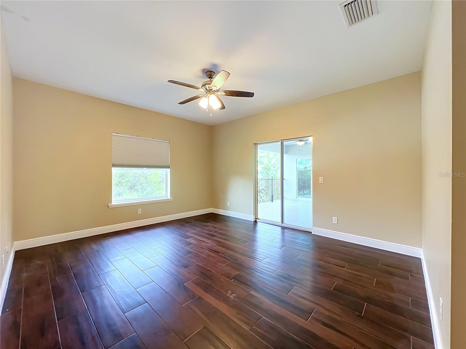 19504 Robertson Street Property Photo 67