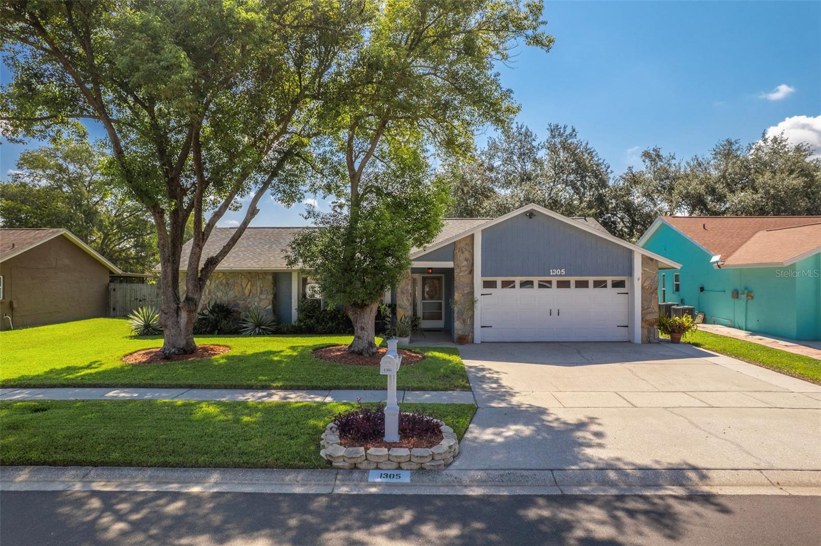 1305 WINDJAMMER PL
