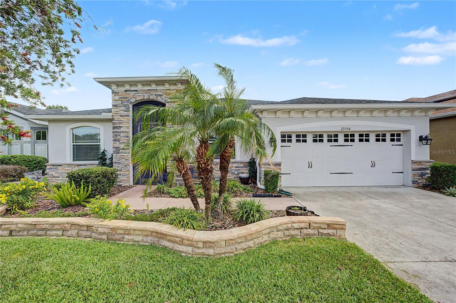 29358 Grass Bunker Dr Property Photo 1