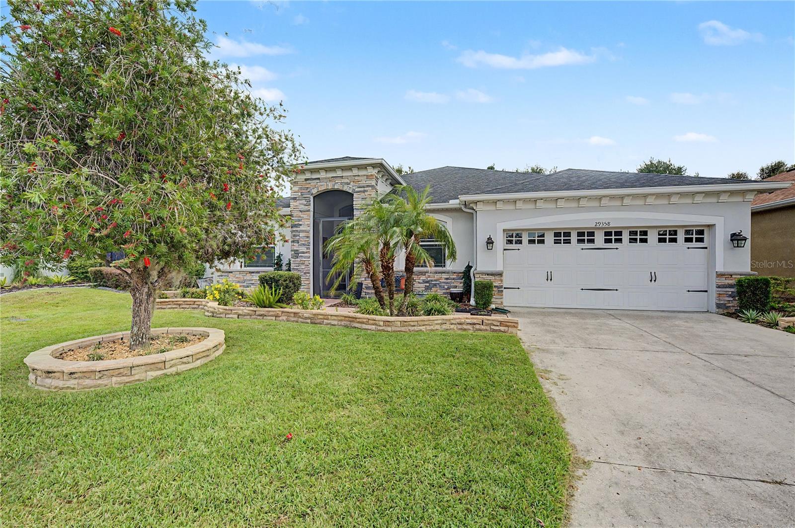 29358 Grass Bunker Dr Property Photo 11