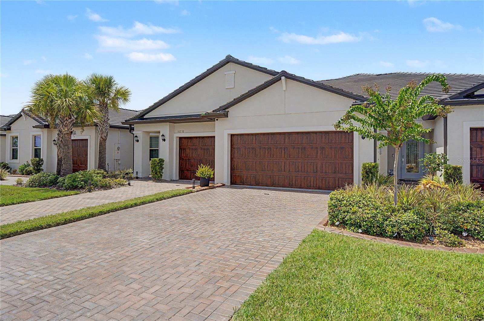 10228 Echo Dock Loop Property Photo