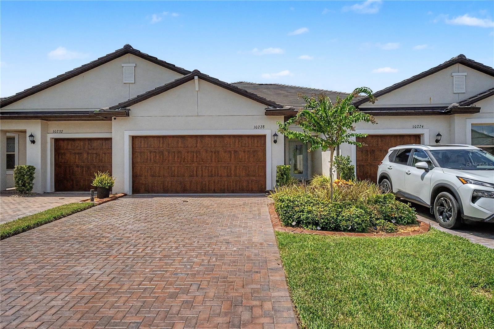 10228 Echo Dock Loop Property Photo 6