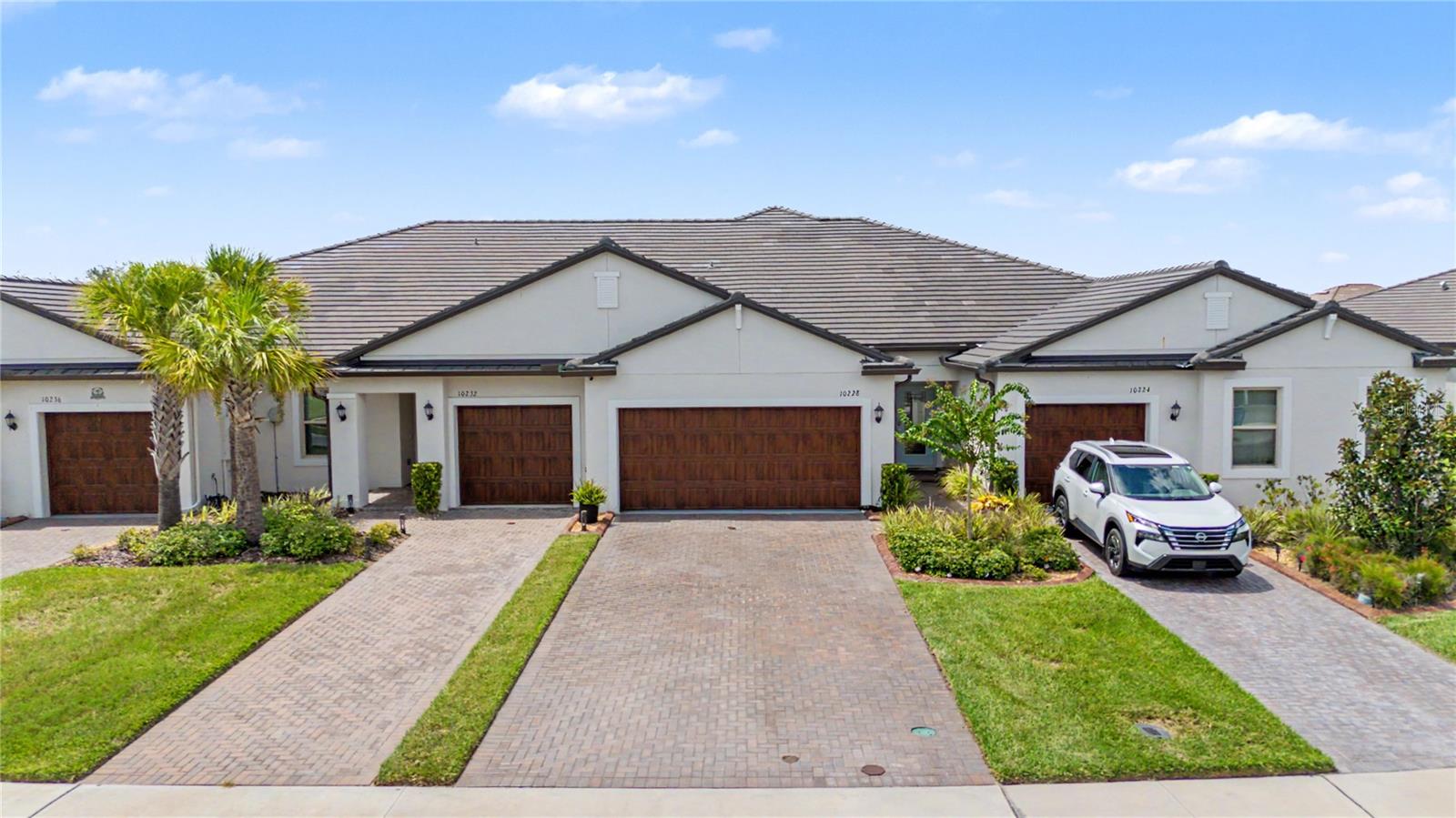 10228 Echo Dock Loop Property Photo 16