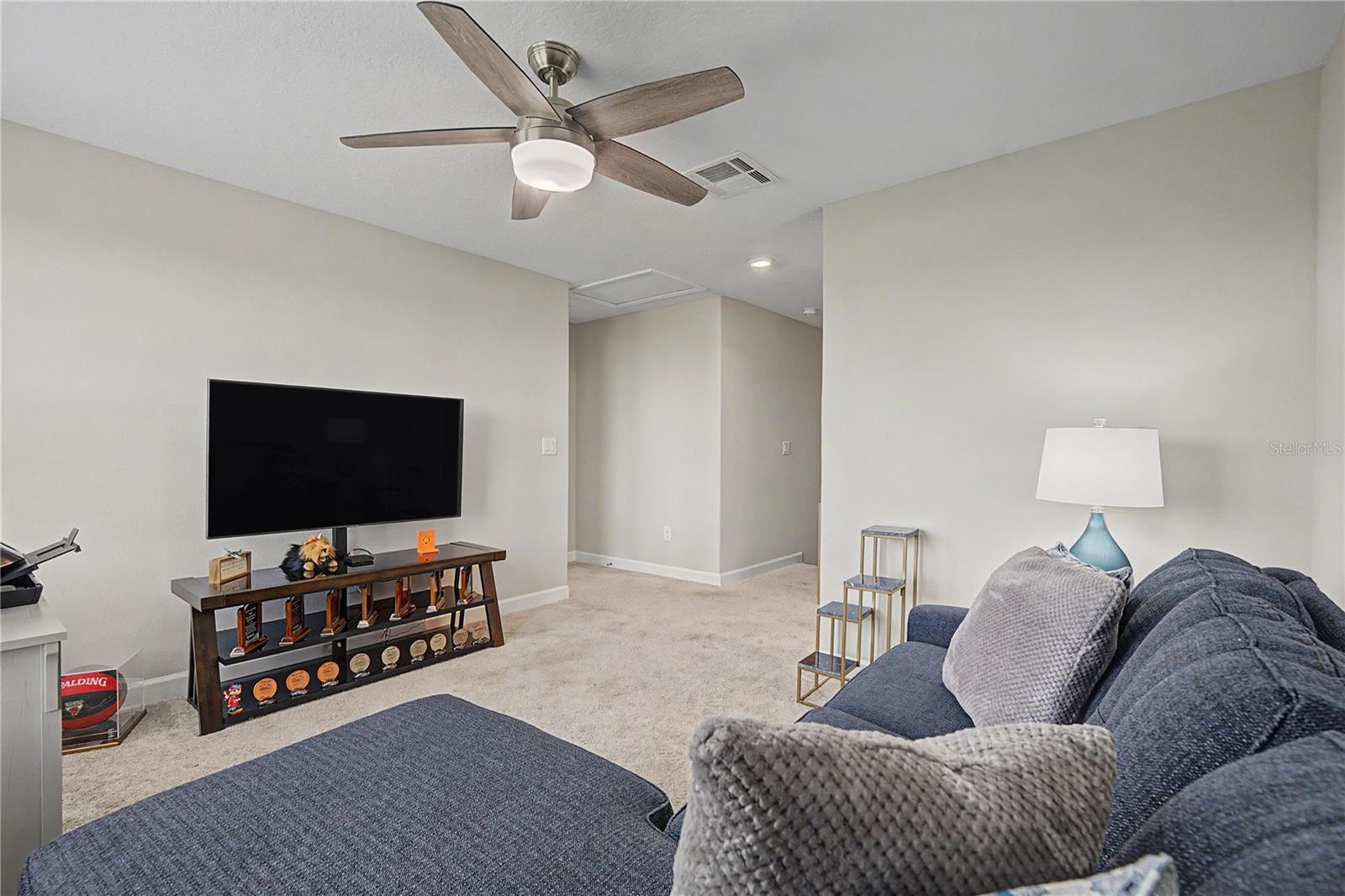 10228 Echo Dock Loop Property Photo 30