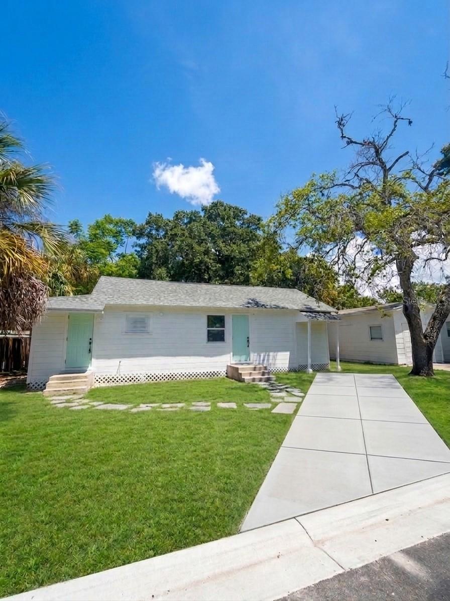 1543 43rd St S #b Property Photo 1
