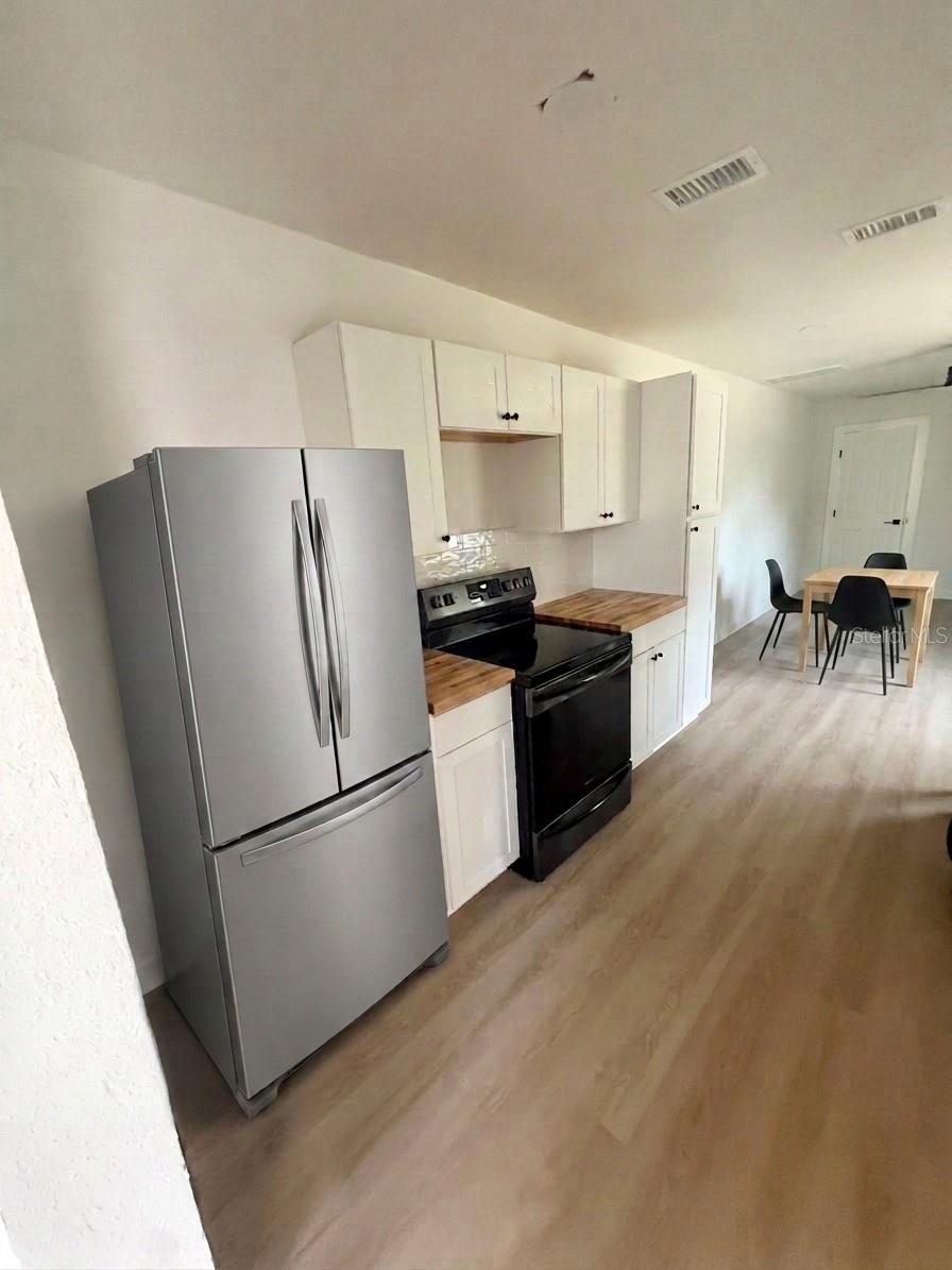 1543 43rd St S #b Property Photo 5