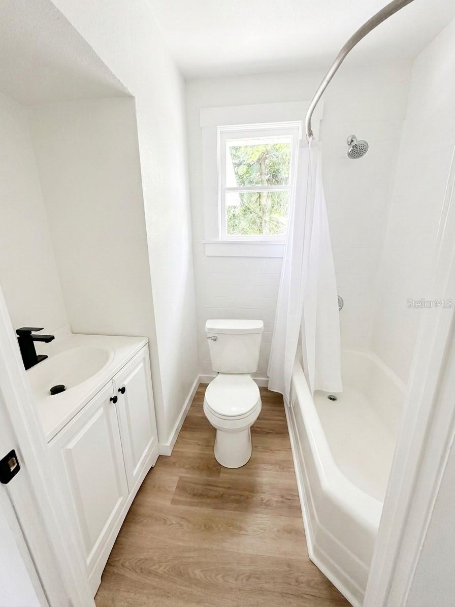 1543 43rd St S #b Property Photo 10